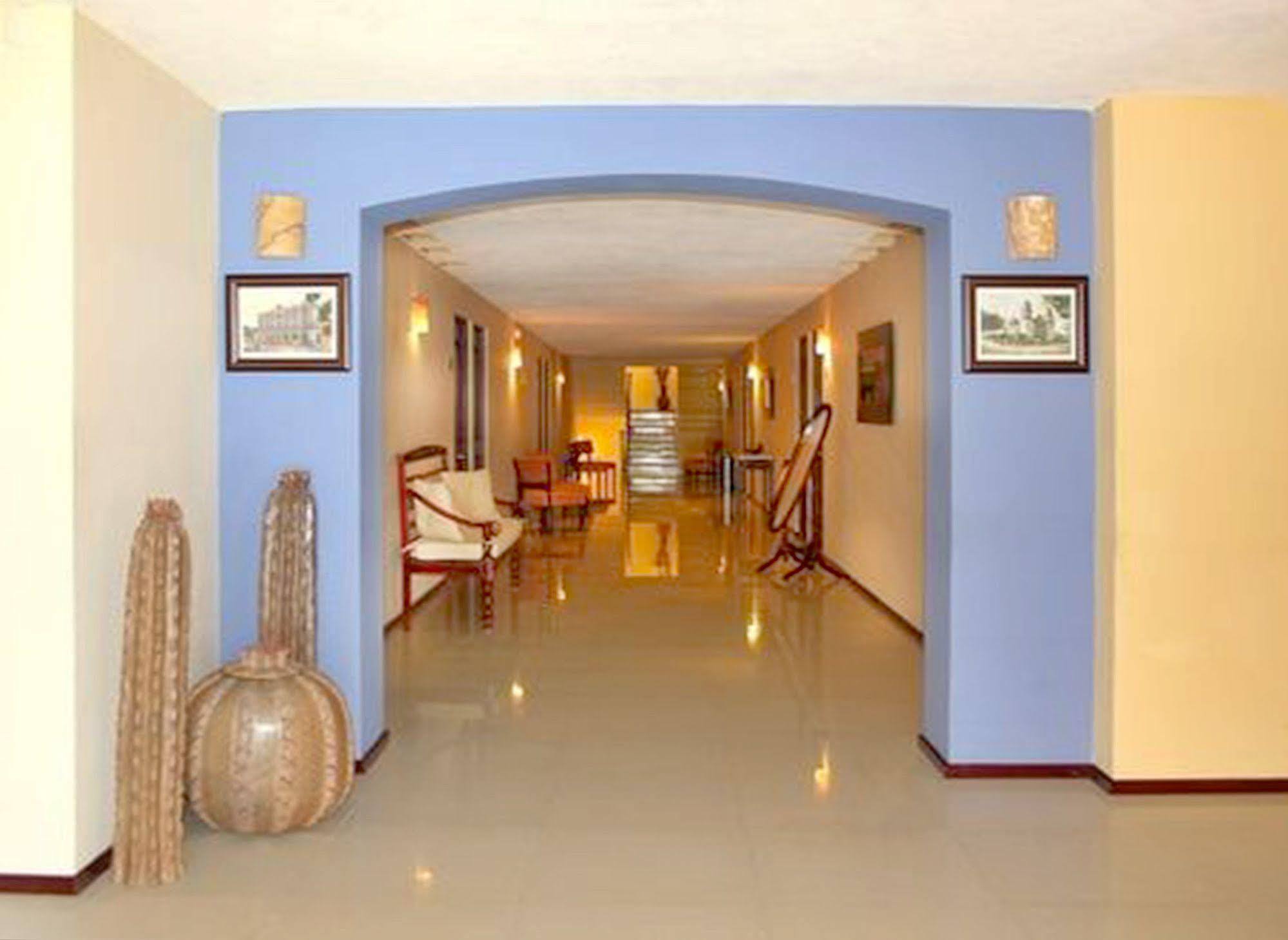 Hotel CR Tehuacán Exterior foto